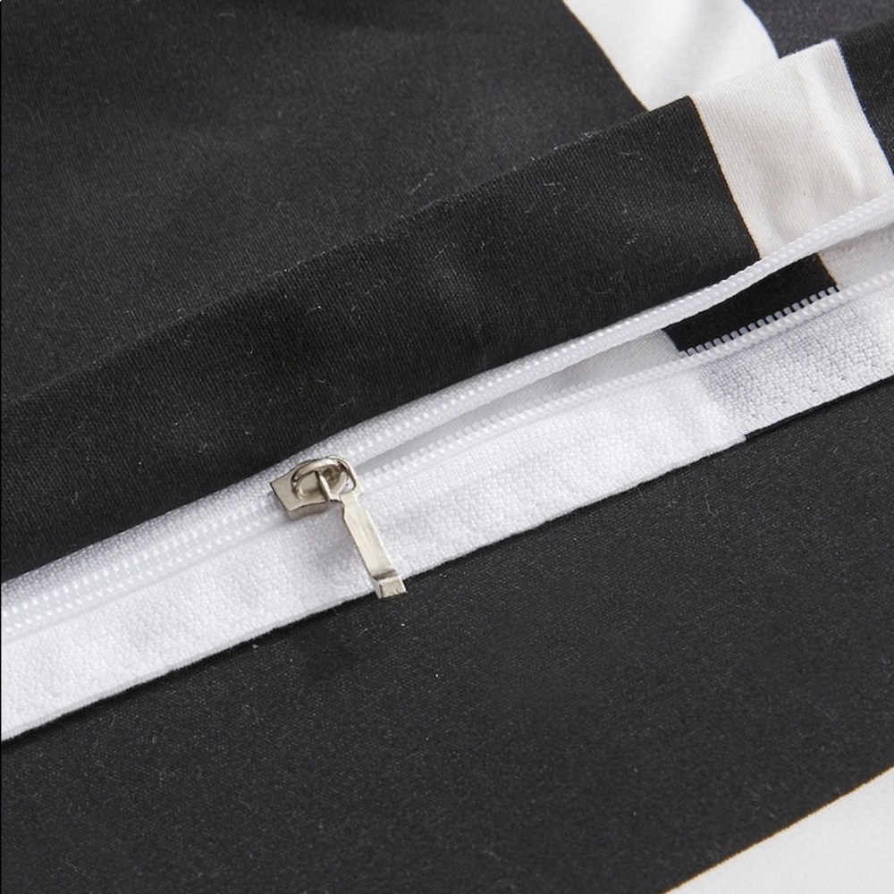 TWIN • Striped duvet cover black white reversible - Picture 3 of 4